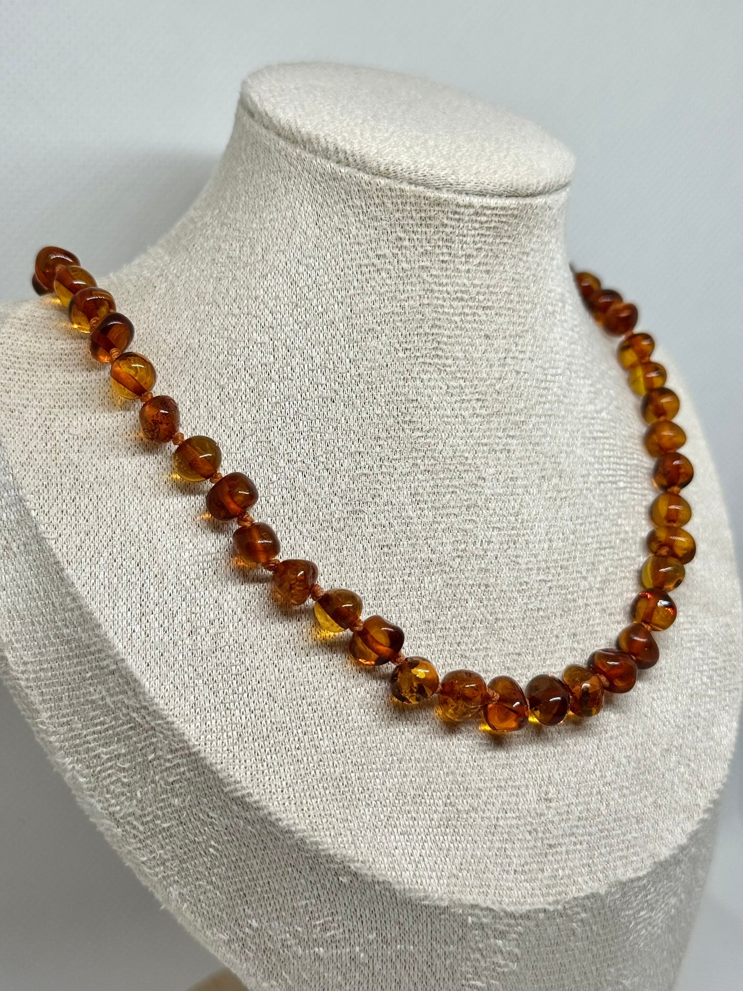 Barnsteen Ketting - Cognac (45 cm)