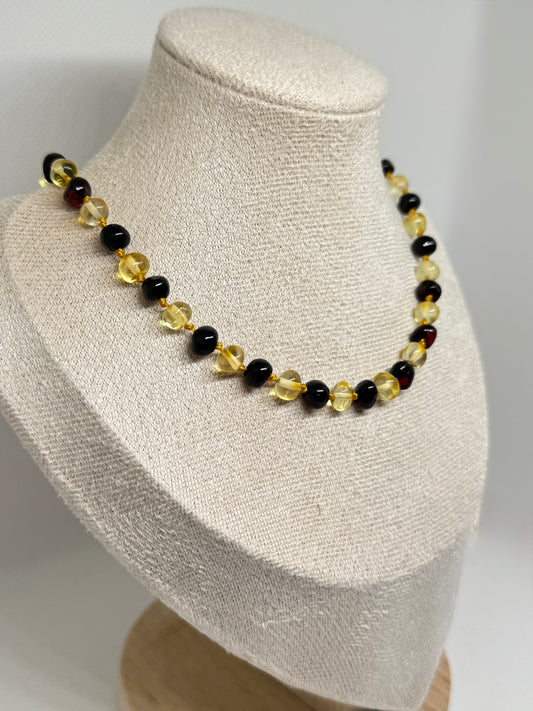 Barnsteen Babyketting - Citroen & Donker Kers (33 cm)