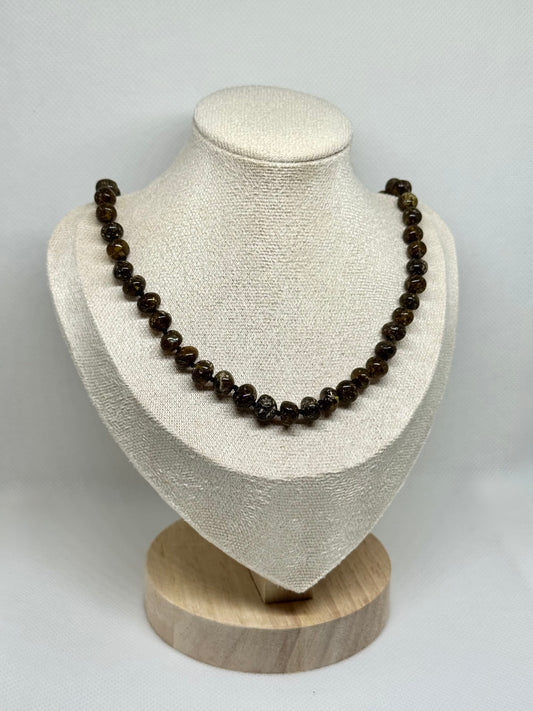 Barnsteen Ketting - Donkergroen (45 cm)