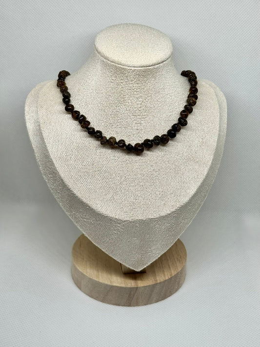 Barnsteen Babyketting - Donkergroen (33 cm)