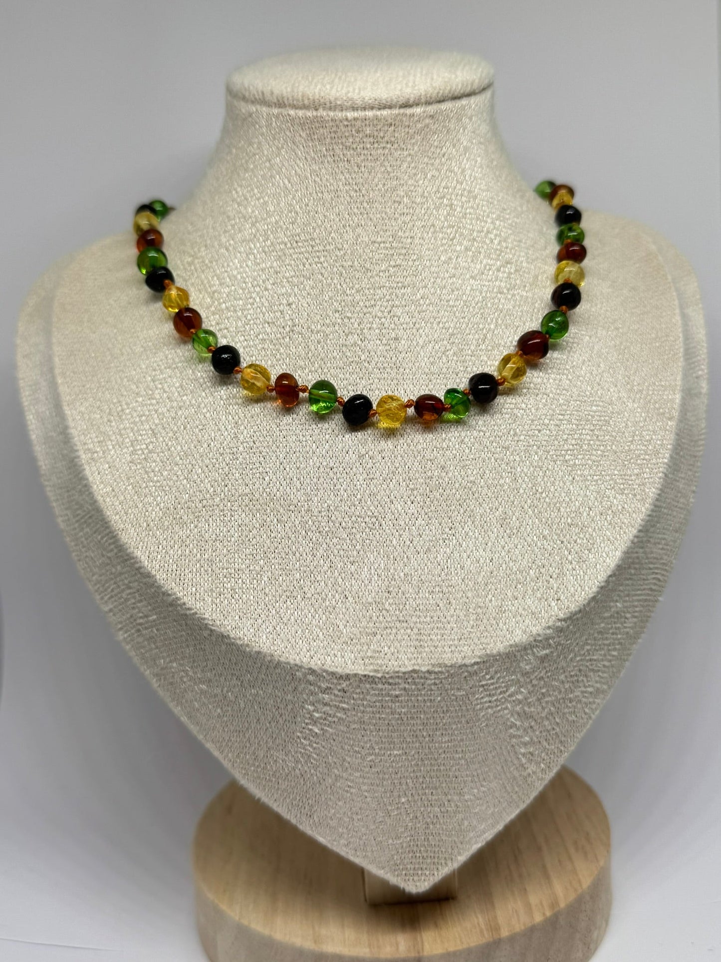 Kehribar Bebek Kolye - Çok Renkli Karayip (33 cm)